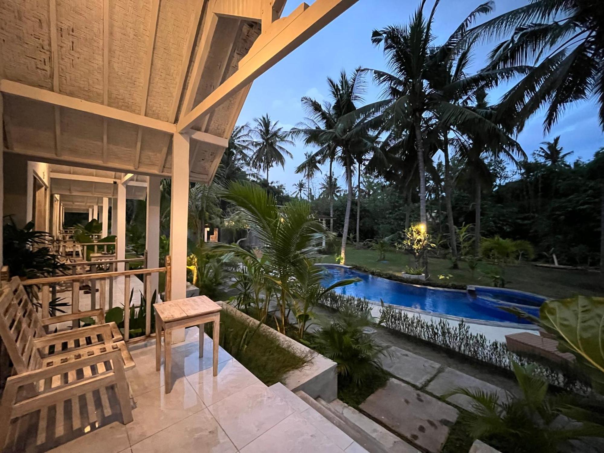 Penida West Palm Cottage Toyapakeh Exterior photo